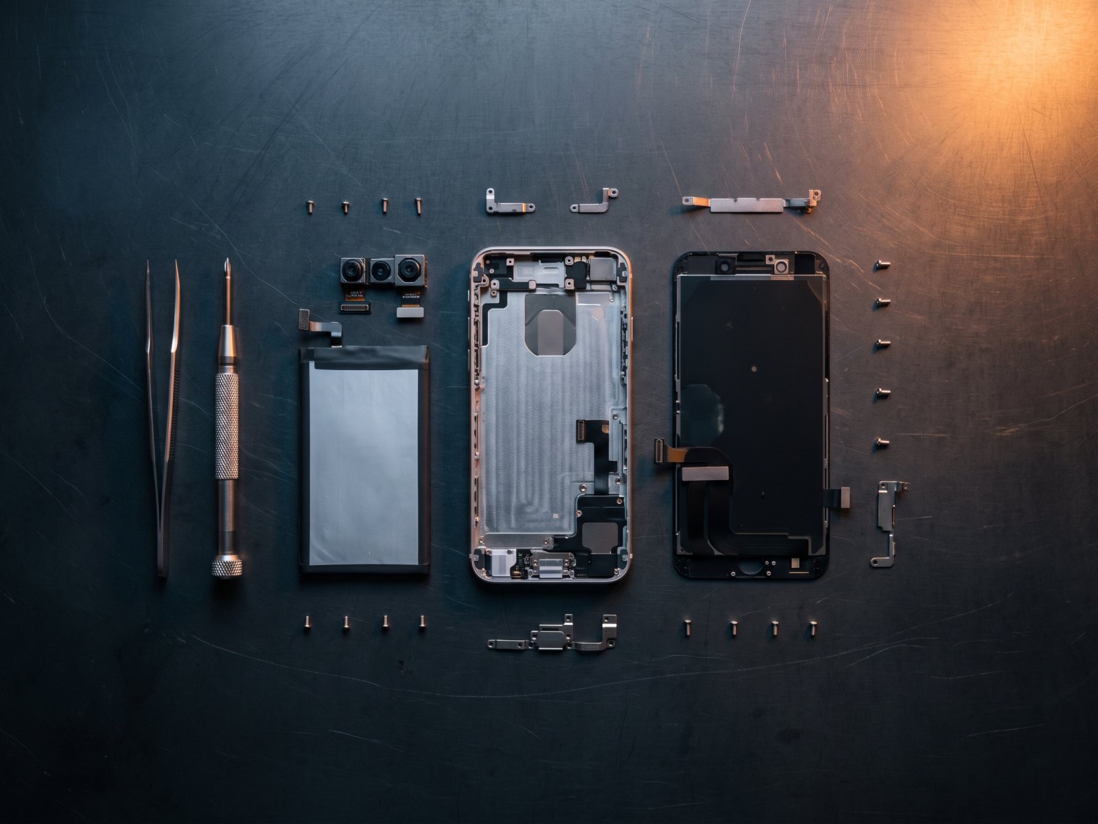 MacsStore, Repair shop & online store — WordPress + WooCommerce, Munich